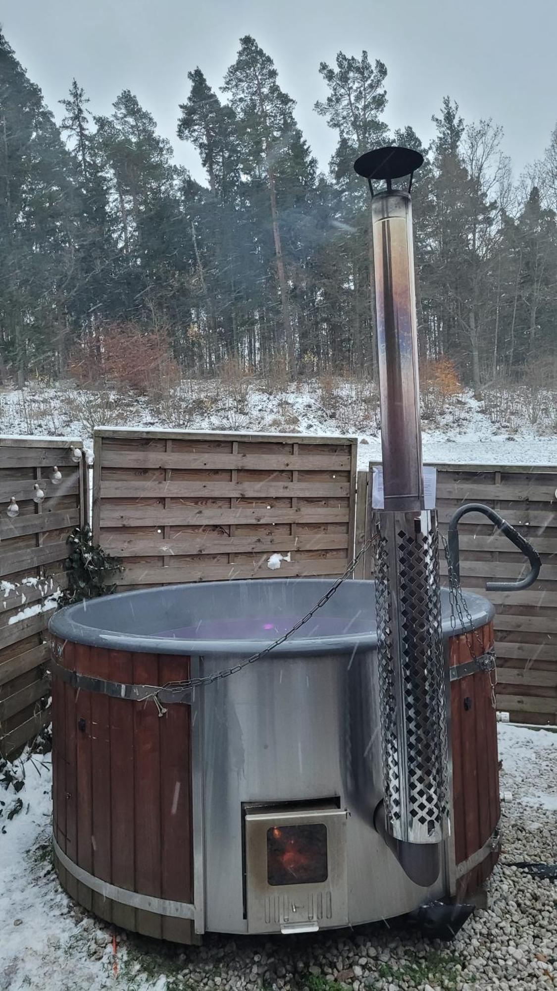Ruhig Gelegene, Top Moderne Ferienwohnung - Hot Tub Und Sauna Gegen Aufpreis Neuhaus an Der Eger Extérieur photo
